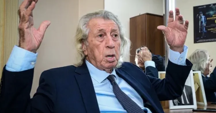 Xalq artisti məktəbli forması qərarını dəstəklədi: “Bu, çox vacib məsələdir”