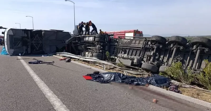 В жутком ДТП в Турции погибли 11 человек, десятки пострадавших ФОТО