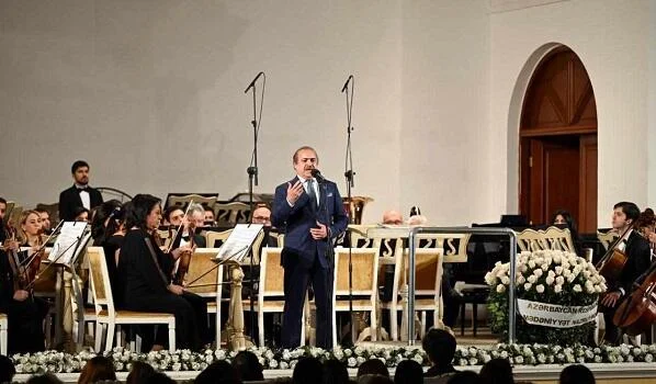 Filarmoniyada Zəfər Gününə hər olunan konsert keçirildi