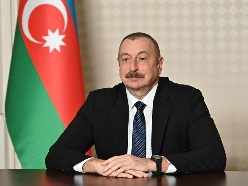 İlham Əliyev Serbiya Prezidenti ilə görüşüb