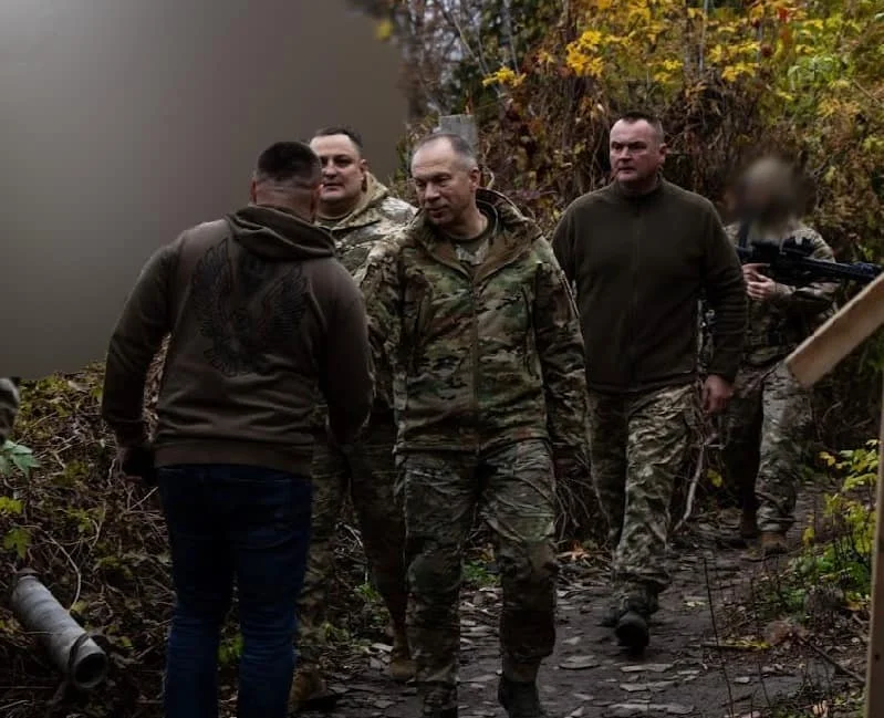 General Sırski Kursk cəbhəsində oldu: “Vəziyyət nəzarətimiz altındadır...”FOTO