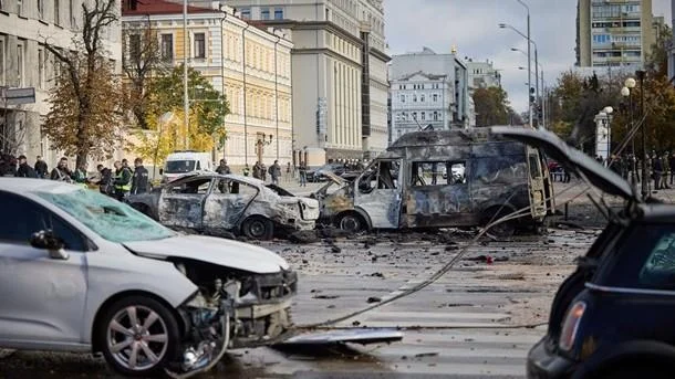 Rusiya gecə Nokolaev və Zaporojye şəhərlərini vurdu Ölənlər var AzPolitika onlayn siyasiictimai qəzet