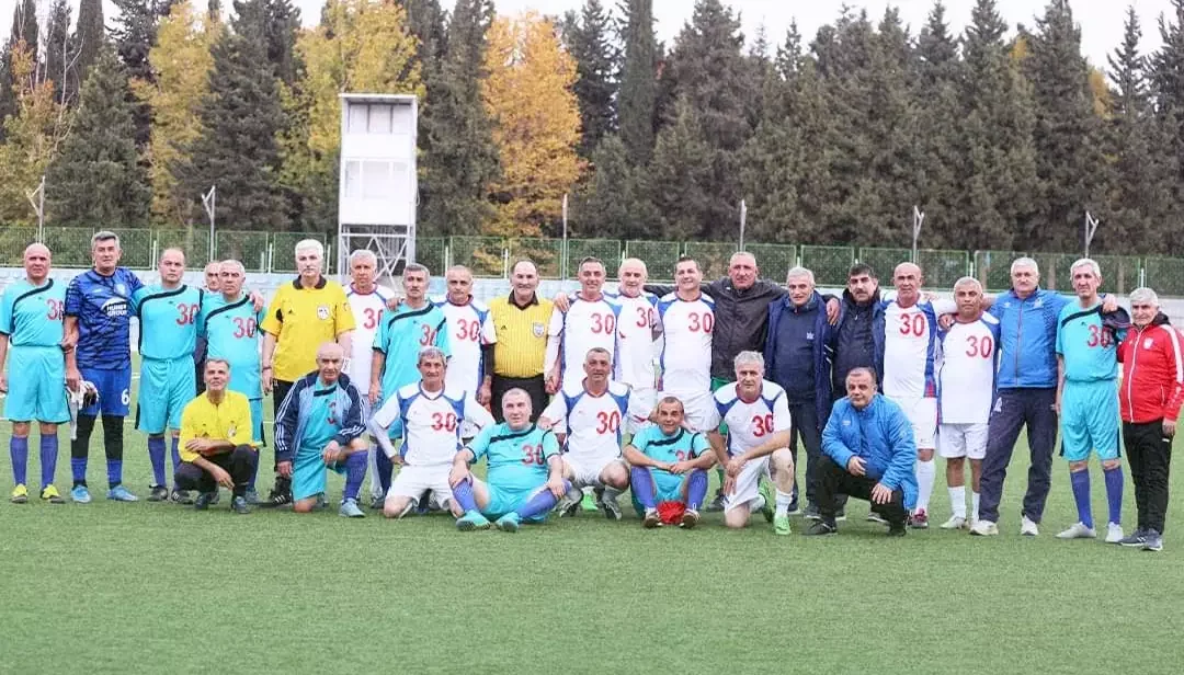 Turan Tovuz və Kəpəzin veteran futbolçuları yoldaşlıq oyunu keçirib