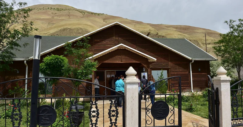 Azərbaycanda məşhur muzey LƏĞV OLUNDU FOTOlar