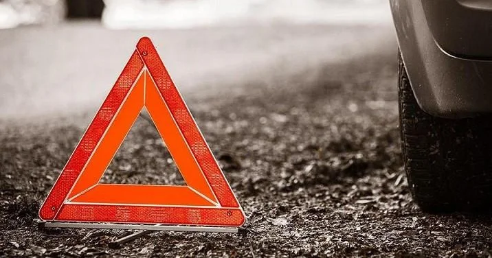 Qaxda yol qəzasında iki nəfər xəsarət alıb