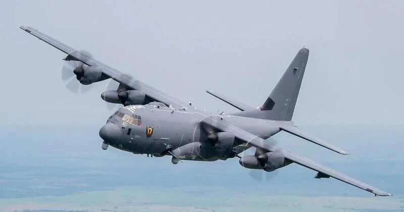 Təyyarənin bütün ekipajı həlak olub