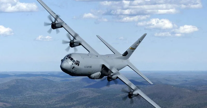 “C 130” təyyarəsinin özəllikləri Hərbi nəqliyyatın bel sütunu