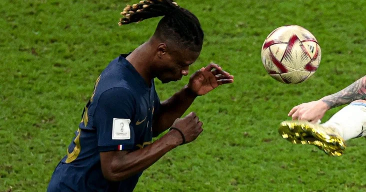 Kamavinqa və Kunde Fransa millisinin oyunçuları ilə birlikdə məşq etməyiblər