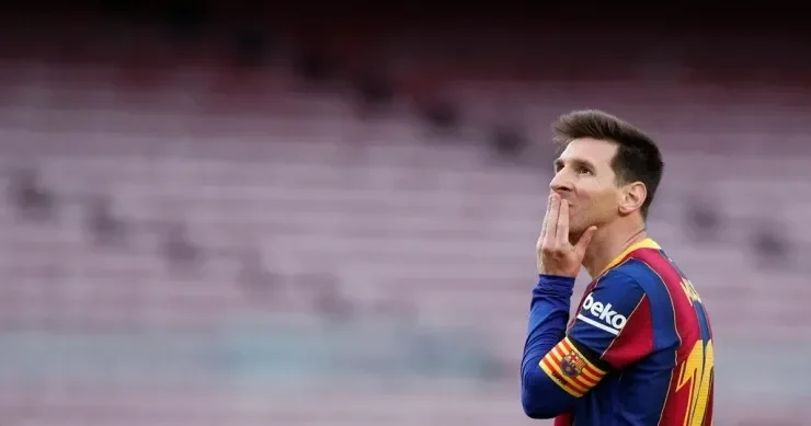 Lionel Messi gizlicə Barselona nın təmir olunmuş stadionuna getdi