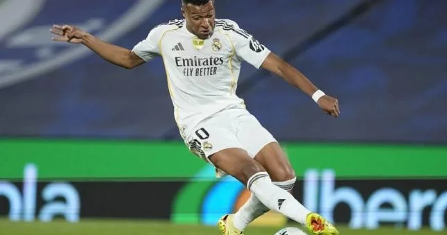 Mbappe Real a bu müdafiəçini tövsiyə etdi