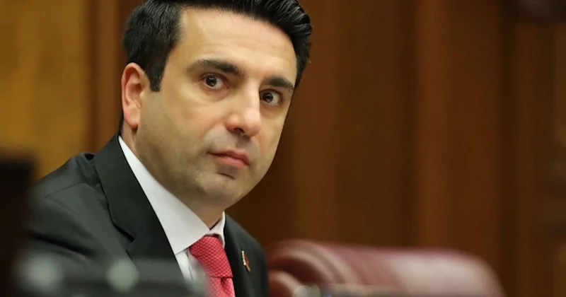 Simonyan Aİ səfirləri ilə Bakı və İrəvan arasında sülh prosesini müzakirə edib