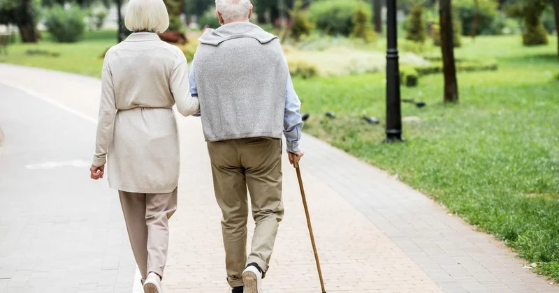 İnsanlar qocalıqda nədən peşman olurlar?