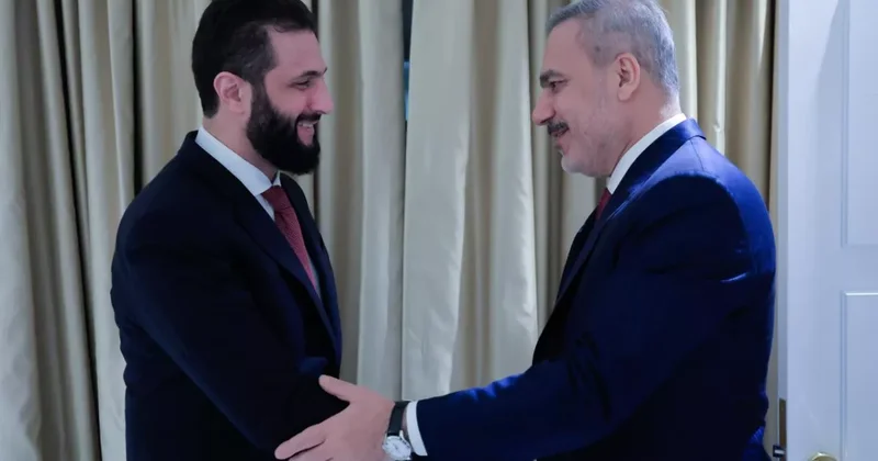 Фидан провел встречу с аш Шараа в Вашингтоне