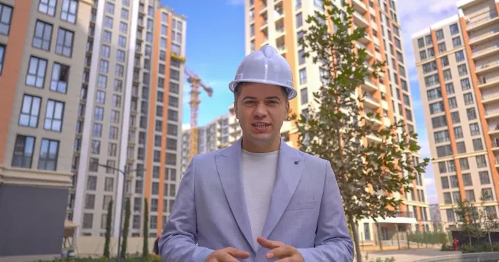 “Kristal” binalarında istifadə olunan alüminium pəncərələr: uzunömürlü, möhkəm, estetik!