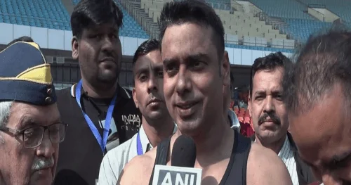 Индиец установил рекорд Гиннесса, сделав 847 отжиманий за час