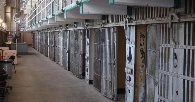 Ekvadorda həbsxanada qalmaqal 27 məhkum ölü tapıldı