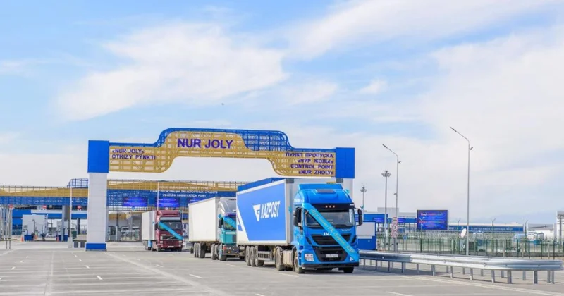 Qazaxıstan ilə Çin sərhədində 1500 ə qədər yük avtomobili növbə gözləyir