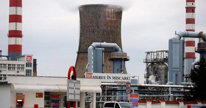 Румыны взялись за Лукойл