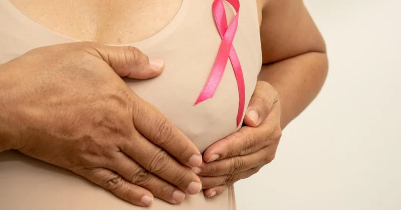 Süd vəzi xərçənginin əsas əlamətləri açıqlandı