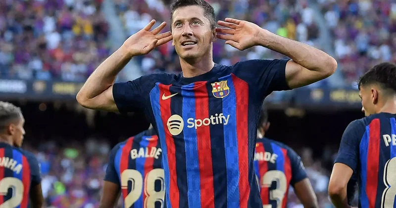 ​ Fənərbaxça ilə adı hallanan Levandovski qərar verdi