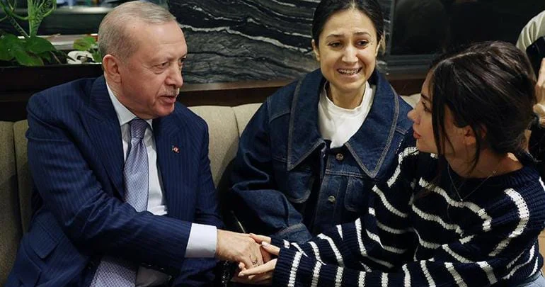 Ərdoğan kafeyə getdi FOTO