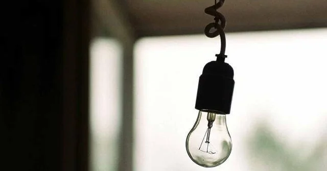 Türkan sakininə 8 mindən çox işıq borcu YAZILIB “Azərişıq”dan AÇIQLAMA FOTO