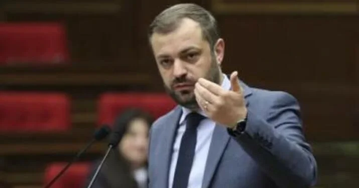 Papoyan: Azərbaycan vasitəsilə gətiriləcək buğdanı əvvəlcə özüm yeyəcəm