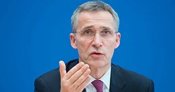 Merkel amerikalı bir şəxsi müavin təyin etdiyim üçün incidi...