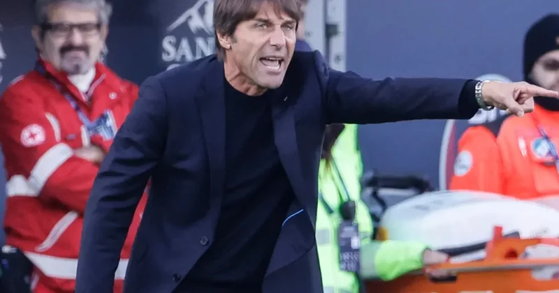 Напряжение в Наполи перед Карабахом: Конте раскритиковал команду, президент развеял слухи