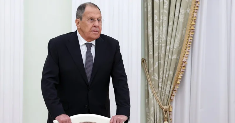 Sergey Lavrov istefaya göndərilir? (ŞƏRH)