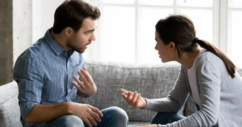 Sumqayıtda sahibkarla qadın qonşusu arasında qapı davası Məhkəmə qərarı