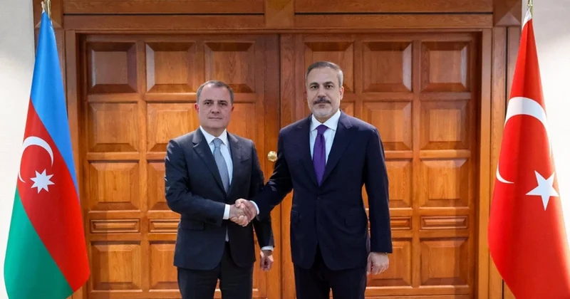 Ceyhun Bayramov Hakan Fidana zəng vurdu