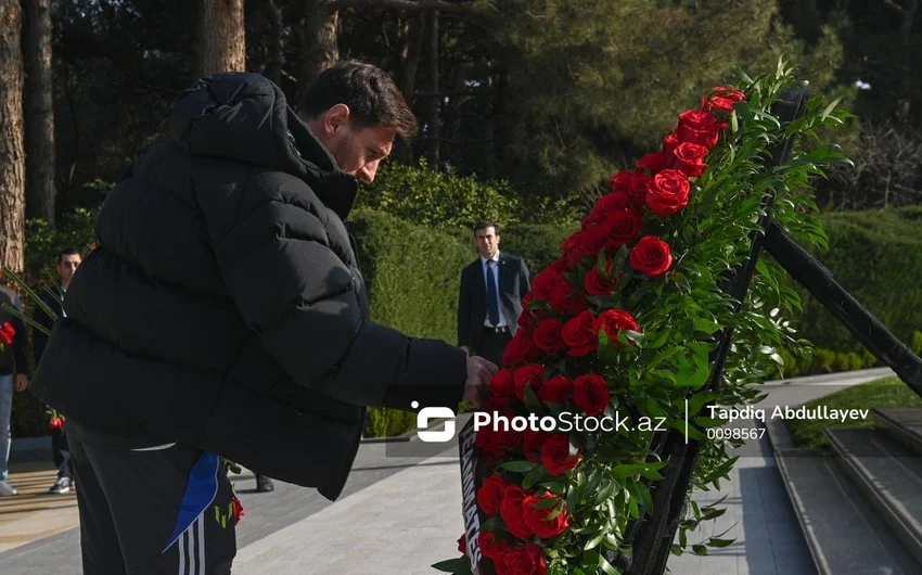 Lionel Messi Ulu Öndər Heydər Əliyevin məzarını ziyarət edib FOTOLAR