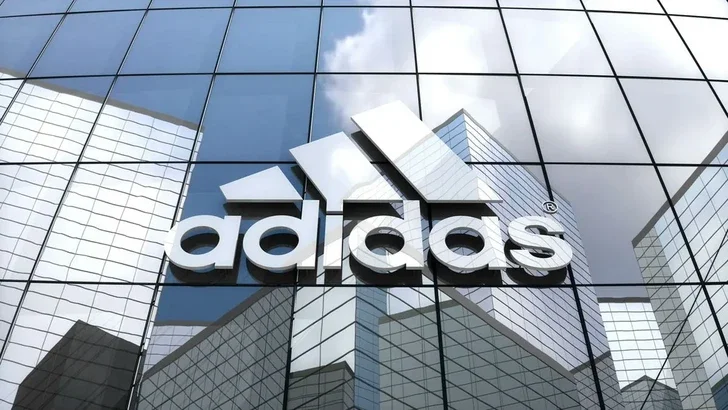 В офисах Adidas в Германии прошли обыски Новости Азербайджана