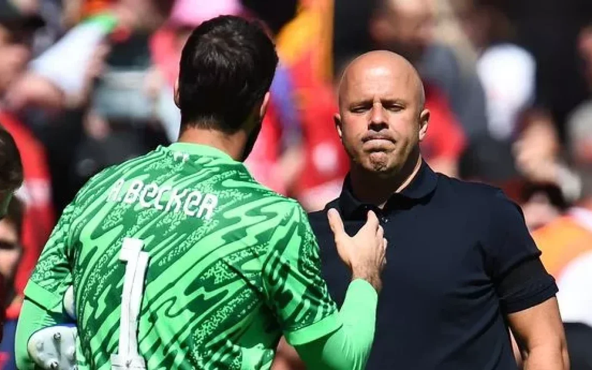 Alisson ən yaxşı olduğunu sübut etdi Liverpulun baş məşqçisi