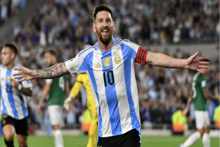 Messi Bakıya gəldi FOTO