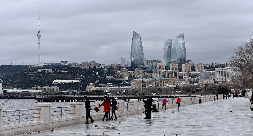 GÜNÜN HAVASI: Yağmursuz keçəcək, külək əsəcək