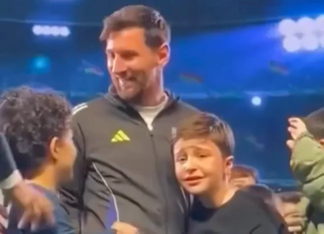 Messi ilə görüşən uşaqların sevinc göz yaşları