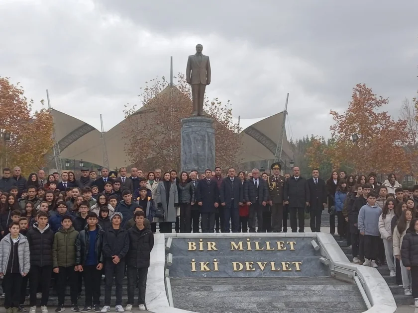 В Анкаре почтили память общенационального лидера Гейдара Алиева