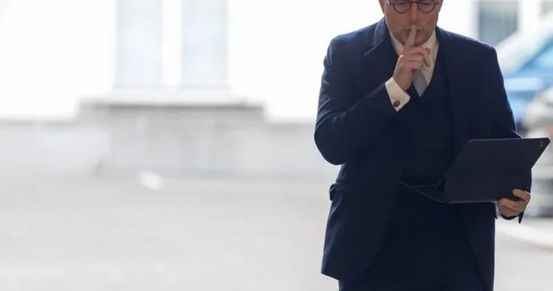 “Avropa İttifaqında kritik gərginlik: Rusiya aktivləri və Ukraynaya kredit planı üzrə qarşıdurma dərinləşir“ “Bloomberg“