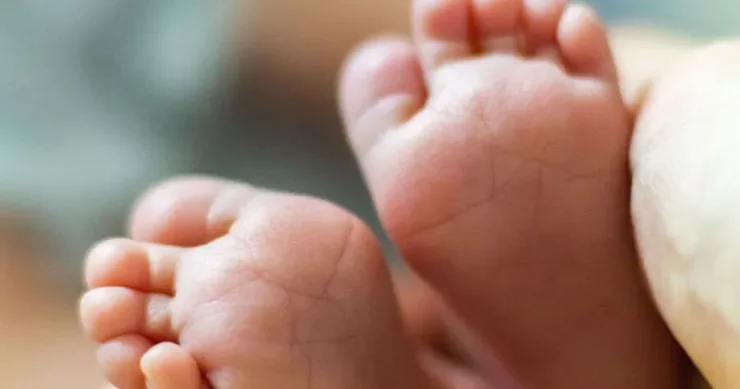 Yeni doğduğu körpədən qurtulmaq üçün görün nə etdi?