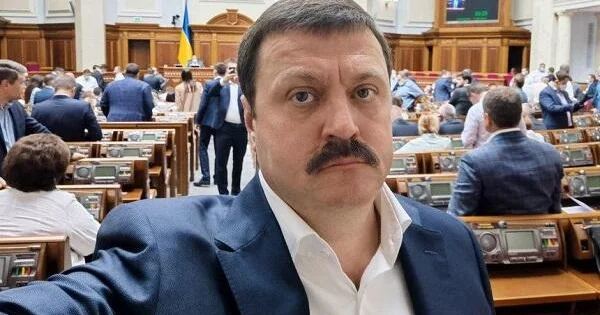 Putin Ukrayna TX nin sabiq rəisini Rusiya Qəhrəmanı etdi