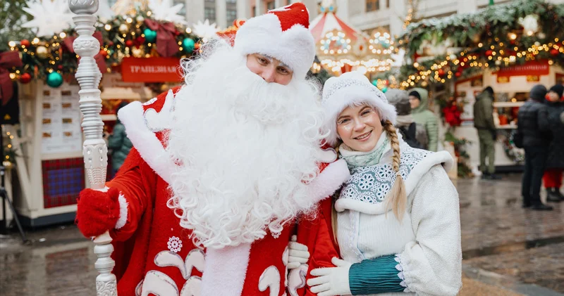 Moskva sizi Yeni il möcüzələri dünyasına səyahətə dəvət edir (FOTO)