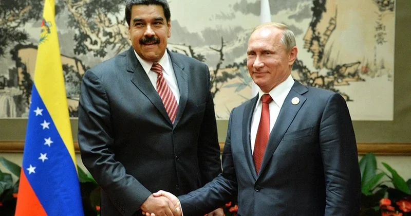 Putin Maduronun hakimiyyət kursuna dəstəyini ifadə edib