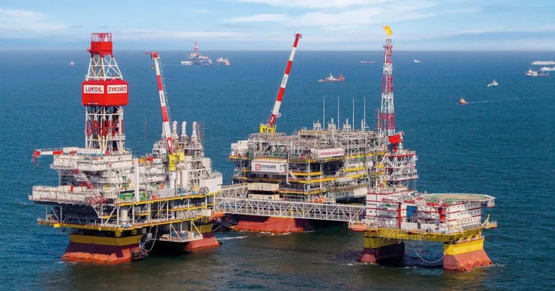 Украинцы впервые поразили нефтеплатформу на Каспии