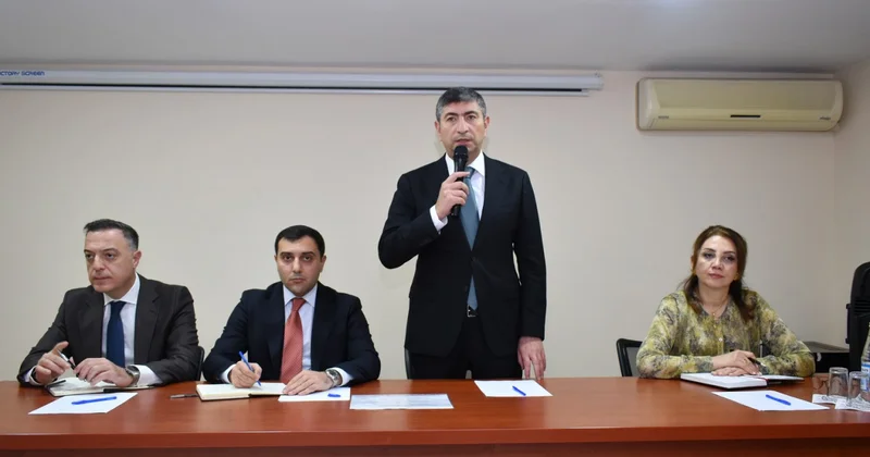 İcra Başçısı ərazidə Yasamal sakinlərinin müraciətlərini dinlədi FOTOLAR