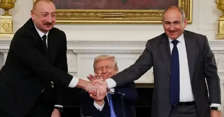 Trampın qarşısında öhdəlik götürən Paşinyan öz məsuliyyətini dərk etməlidir ŞƏRH