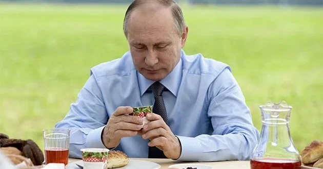 Putinin sağlam qidalanma sirri Hər səhər bunu yeyirmiş