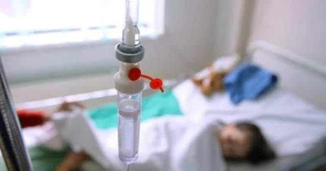 8 şagird saqqızdan zəhərləndi? İlk dəfədir saqqızdan zəhərlənən görürəm