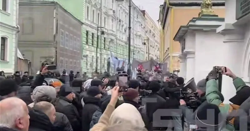 Moskvada Paşinyan əleyhinə mitinq keçirildi